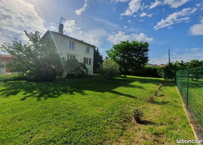Villa La Libellule 160 m2 avec 5 Chambres 2 Sdb 2 Wc Grand Jardin et Parking Privé