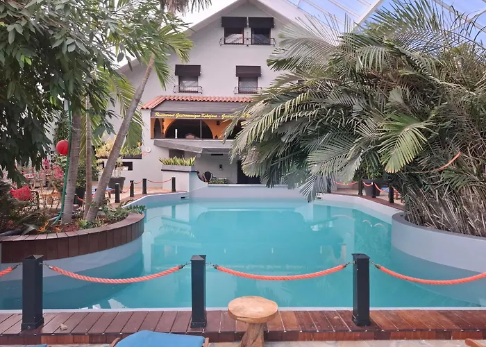 Tropical Hotel