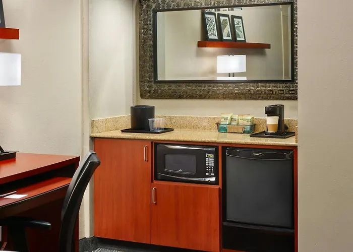 Courtyard By Marriott Baton Rouge Acadian Centre/Lsu Area Hotel