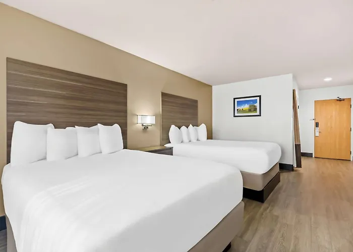 Best Western Plus Caldwell Inn & Suites