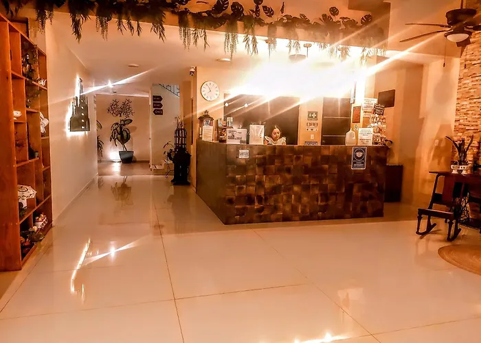 Hotel Virreyes