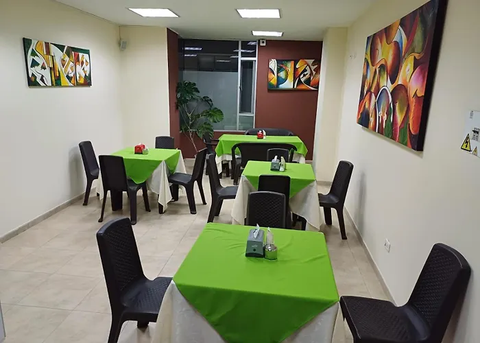 Hotel Milán