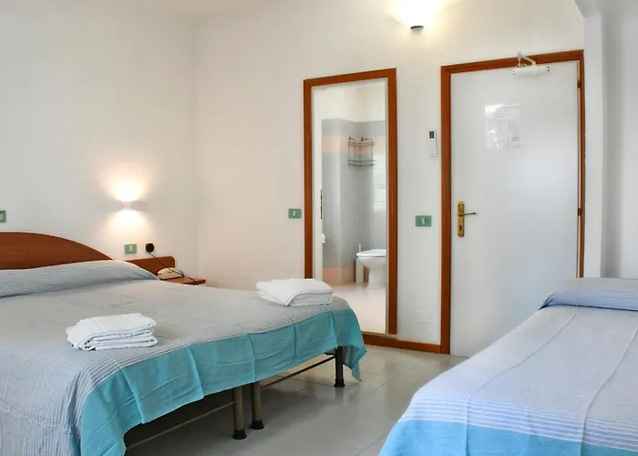 Hotel Exclusive in pieno centro - Nuova gestione 2025 Riccione