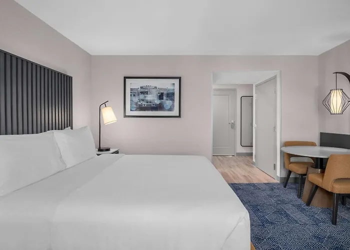 Embassy Suites By Hilton El Paso