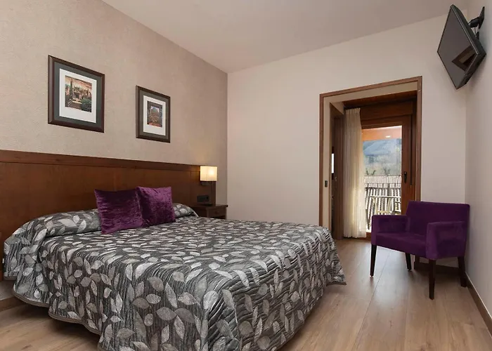 Hotel Cinca Escalona