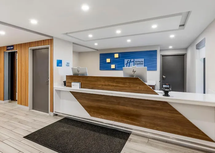 Holiday Inn Express Chicago-Downers Grove By Ihg