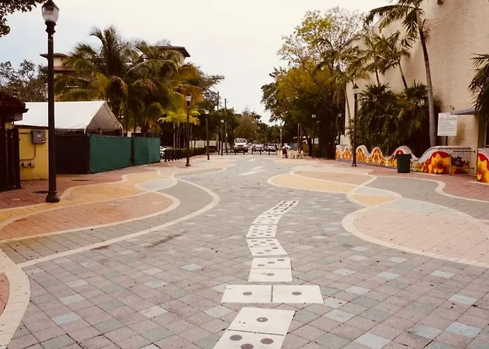 Blue Little Havana