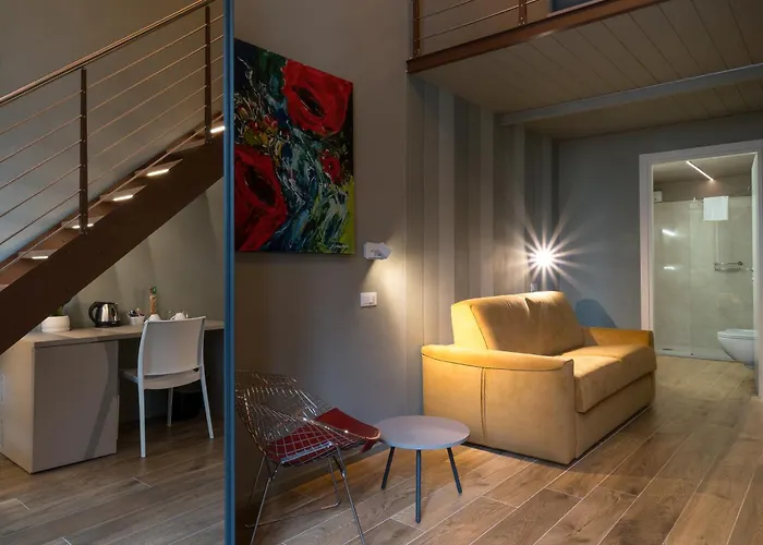 Gogo' Petit Hotel