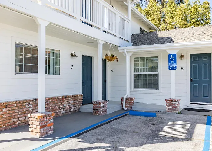 Swell House Santa Cruz