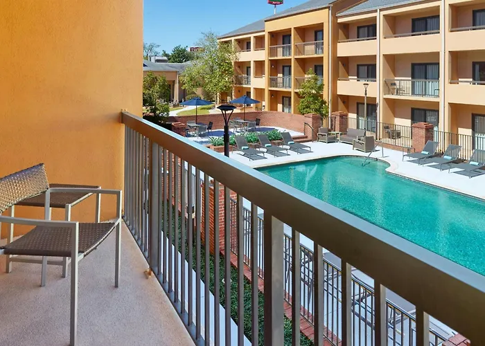 Courtyard By Marriott Baton Rouge Acadian Centre/Lsu Area