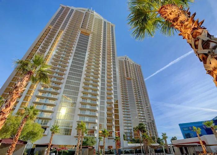 The Esme Suite At Mgm Signature 5 Min Walk From F1 Grandstand Located At Tower 2