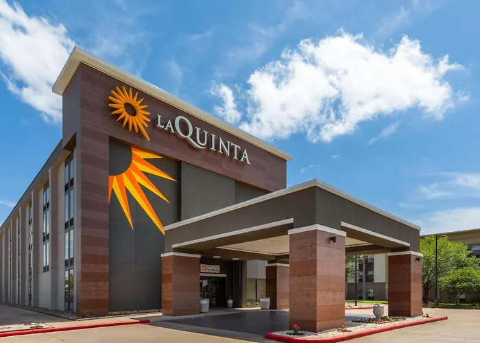 La Quinta By Wyndham Houston Stafford Sugarland