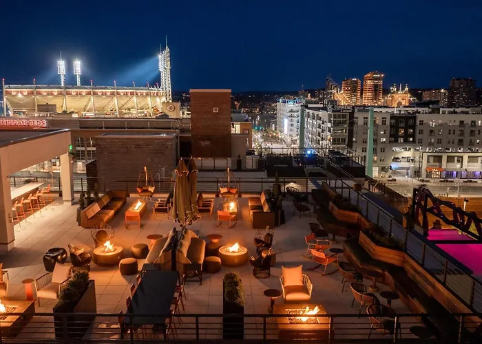 Moxy Downtown