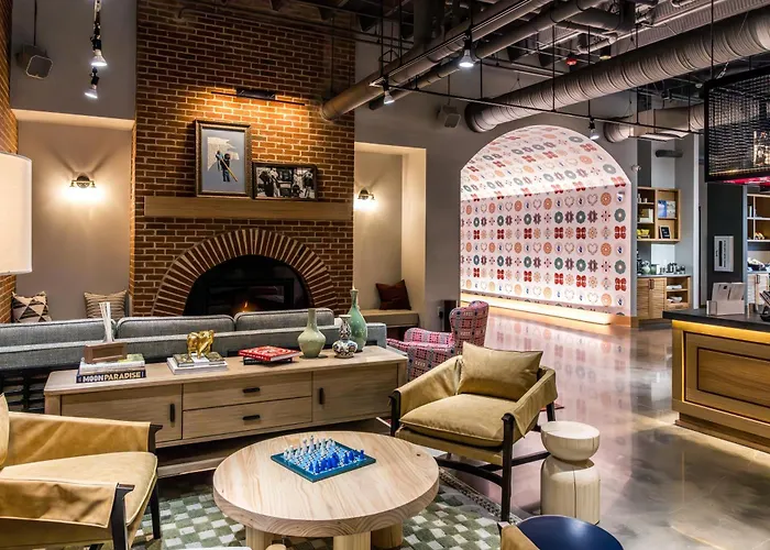 Moxy Cincinnati Downtown