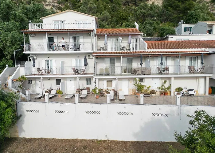 Bella Vista Apartments Pelekas