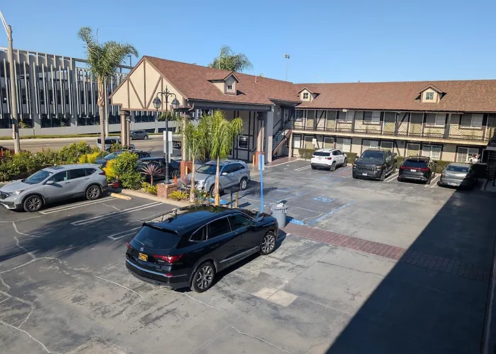 Cabana Inn & Suites Long Beach