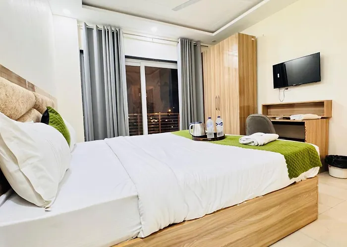 Hotel Sky
