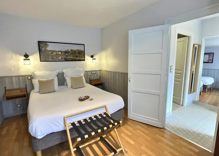 Logis Hôtel du Cygne
