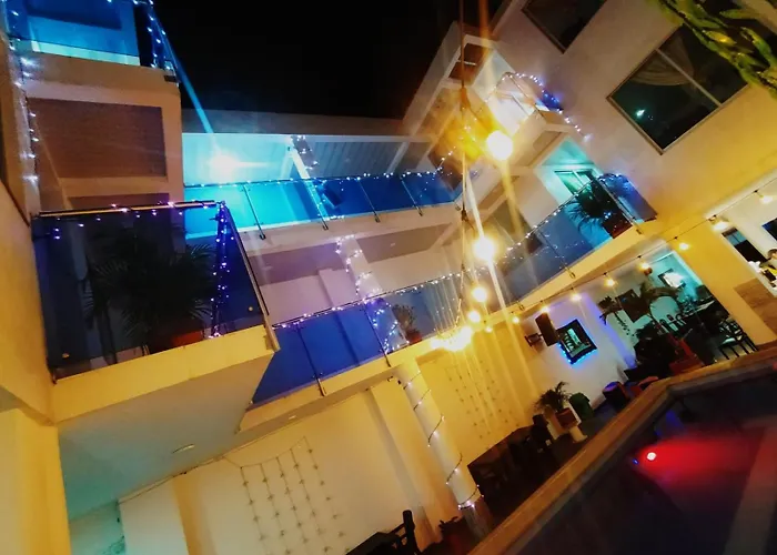 Hotel Brisas del Salazar Villeta