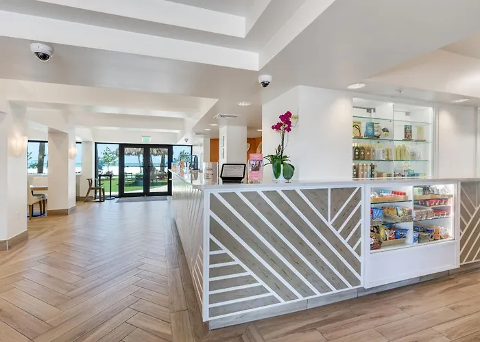 Best Western Plus Beach Resort