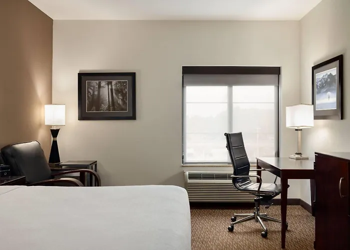 La Quinta By Wyndham Memphis Wolfchase Hotel