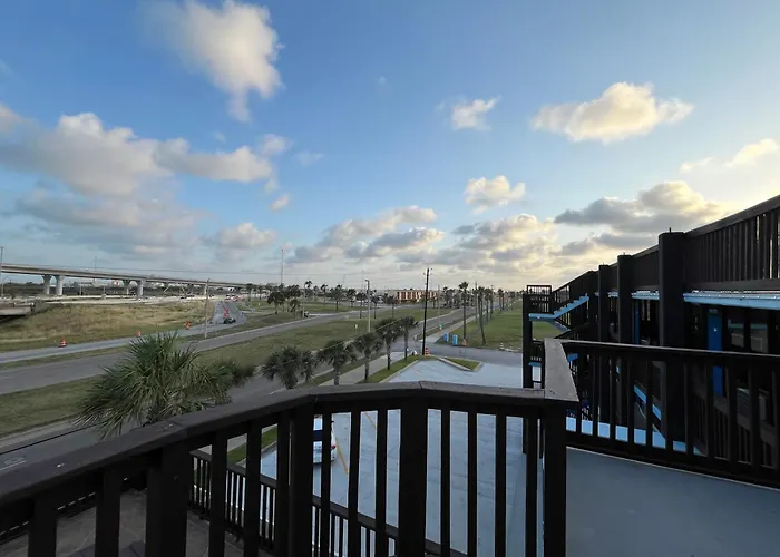 Hotel Deville Corpus Christi