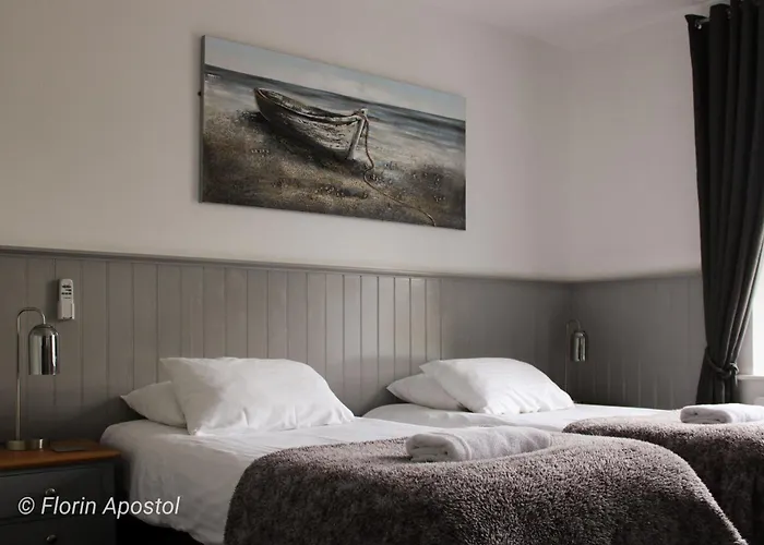 The Wight Mouse Bed & Breakfast Chale