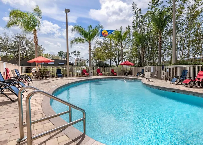 Comfort Inn & Suites Orlando North