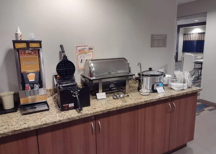 Quality Inn & Suites Caldwell I-77