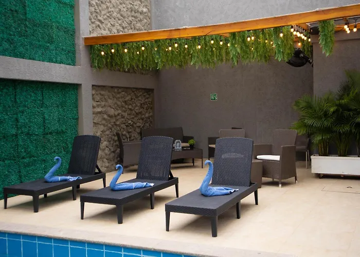 Hotel El Marqués De Manga