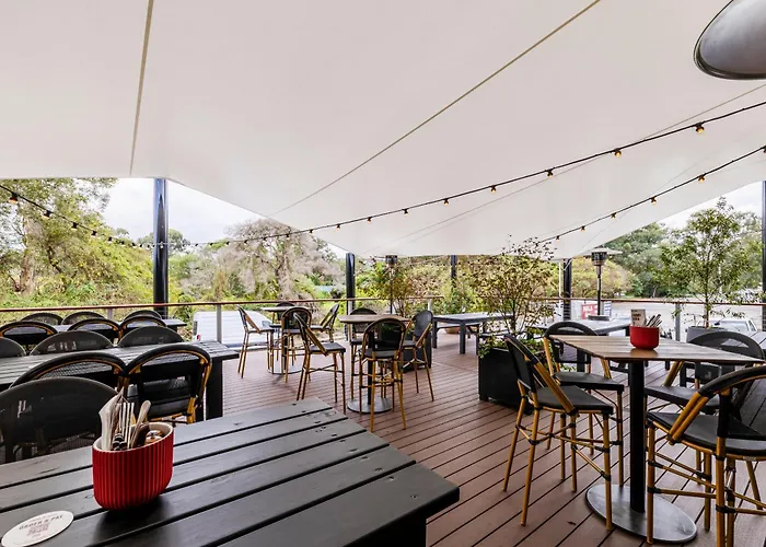 Inala Hotel