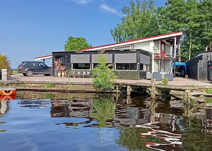 B&B aan het water Earnewâld