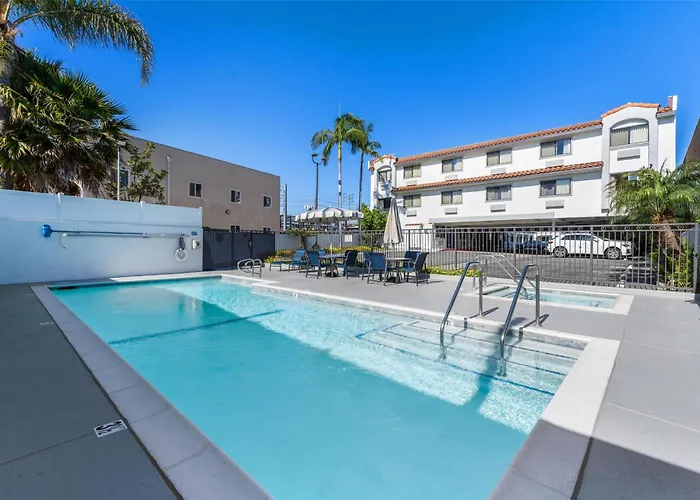 Best Western Los Alamitos Inn & Suites