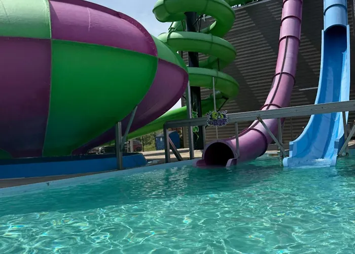 Condos Vacances Msa - Incluant Piscine Et Spas Exterieurs Chauffes A L'Annee!!