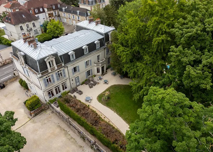 Hôtel Les Maréchaux