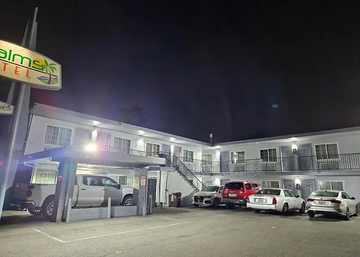 Palms Motel