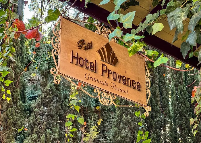 Petit Hotel Provence Gramado