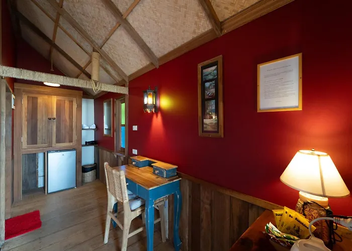 Castaway Beach Bungalows