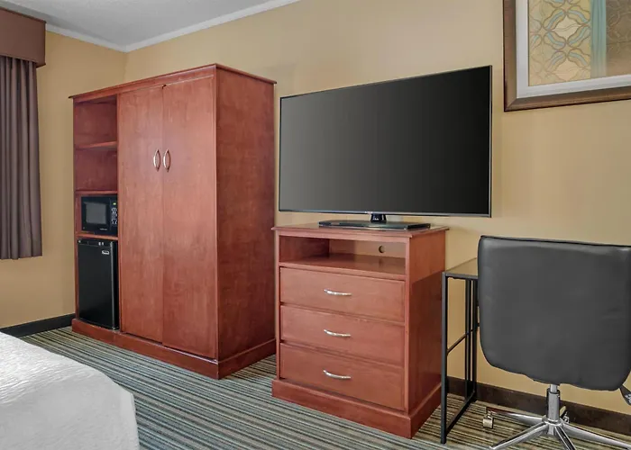 Best Western Plus Traverse City