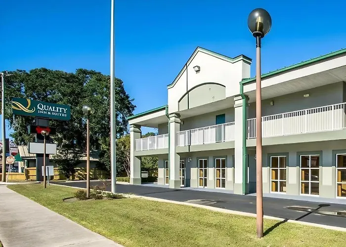 Quality Inn & Suites Near Panama City Beach