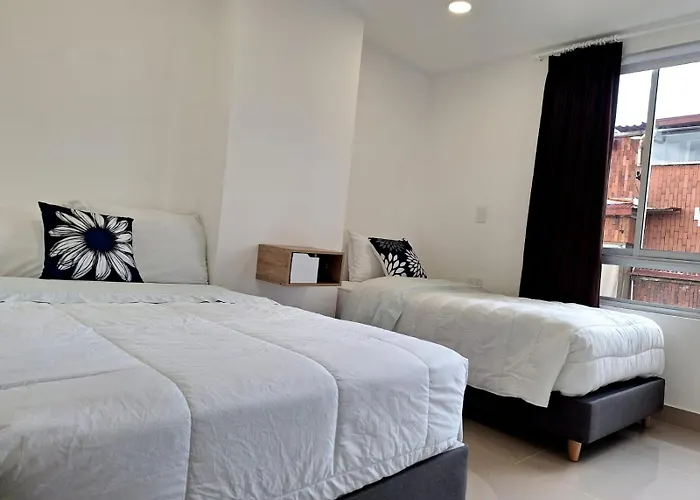 Hotel Granada Plaza