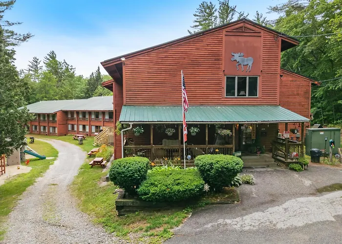 Evergreen Valley Inn