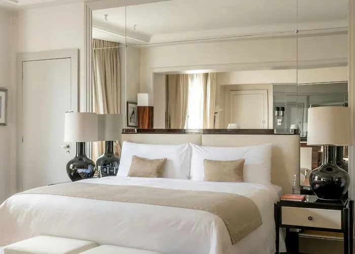 Prince de Galles, un hôtel Luxury Collection, Paris