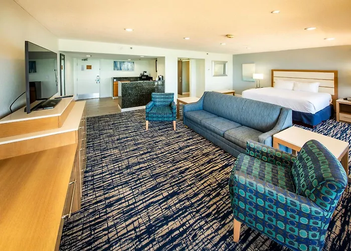 Wyndham Oceanfront