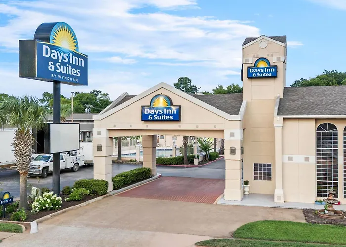 Days Inn By Wyndham Nacogdoches/Sfa University/Downtown