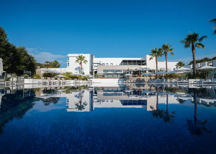 Mouratoglou Hotel&Resort