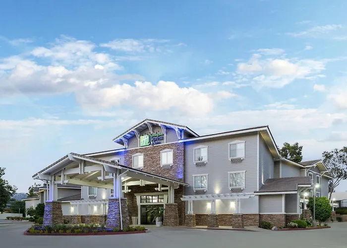 Holiday Inn Express Hotel & Suites San Dimas By Ihg