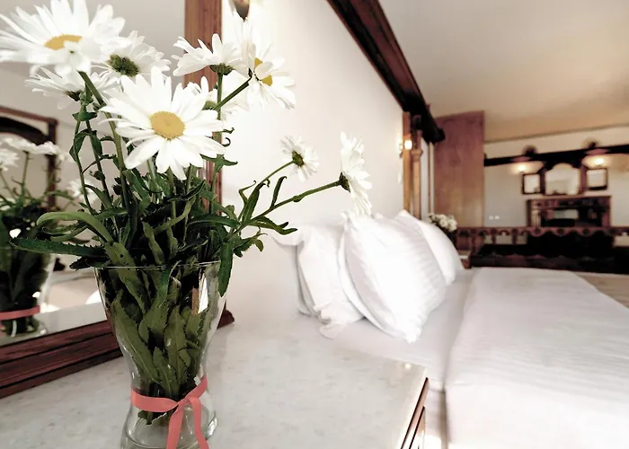 Apolis Beachscape Hotel
