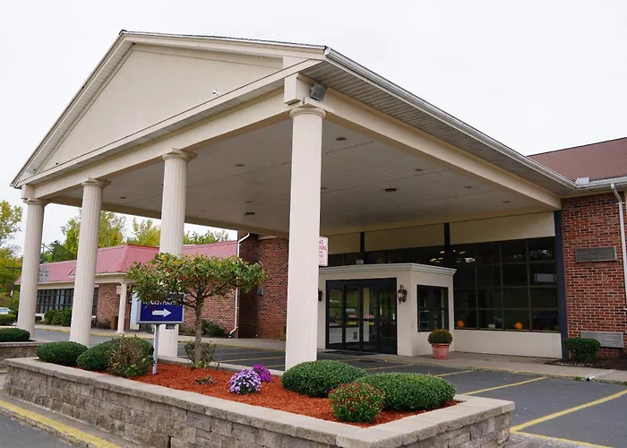 Rodeway Inn & Suites East Windsor