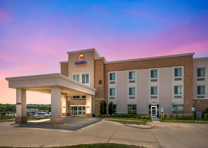 Comfort Suites West Omaha